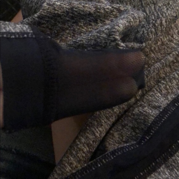 Zella Cropped Work Out Pants - Picture 5 of 5